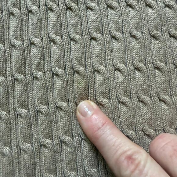 Liz Claiborne Preppy Cable Knit V-Neck Sweater – Beige – Size M - Picture 8 of 8